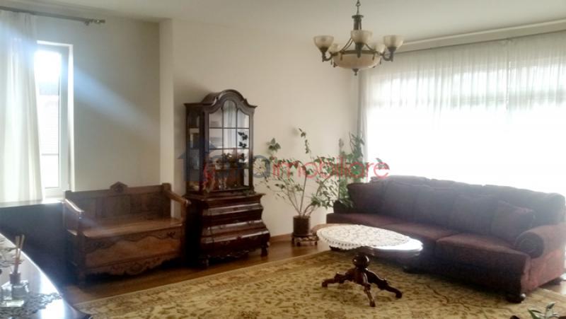 Apartament 4 camere de vanzare in Cluj-Napoca, cartier Campului