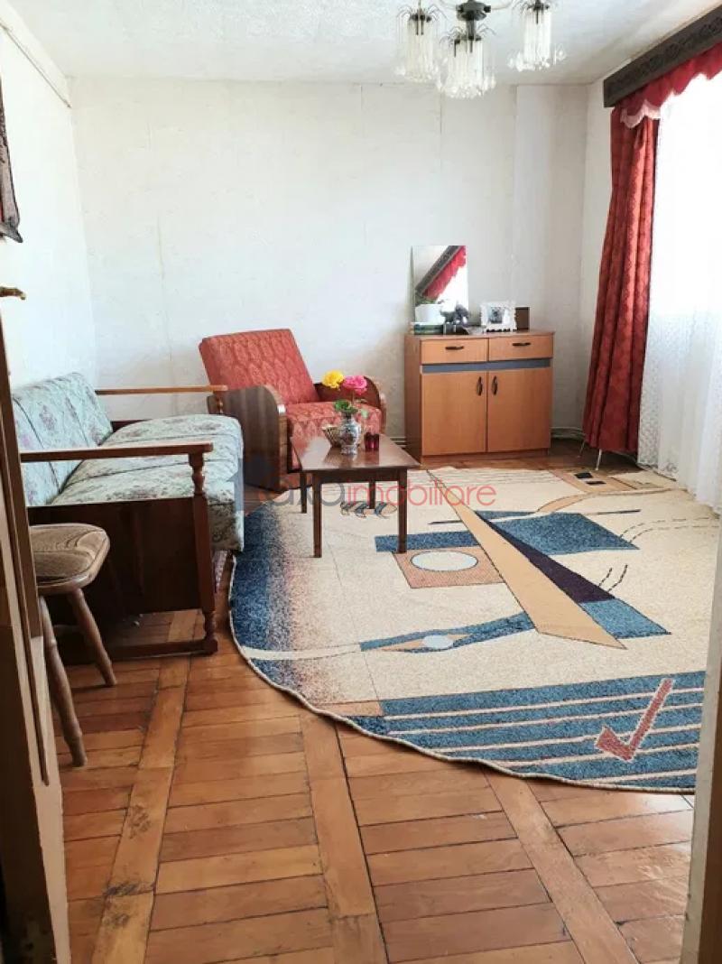 Apartment 4 rooms for sell in Cluj-napoca, ward Manastur