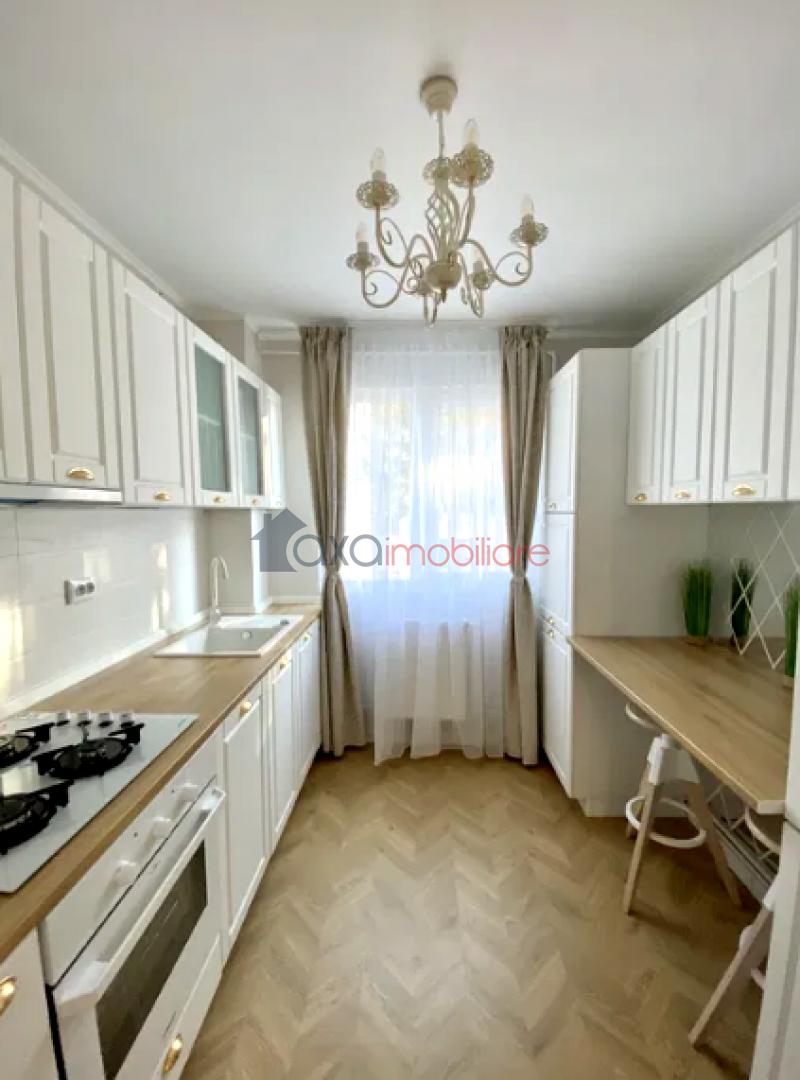 Apartament 4 camere de vanzare in Cluj-Napoca, cartier Manastur