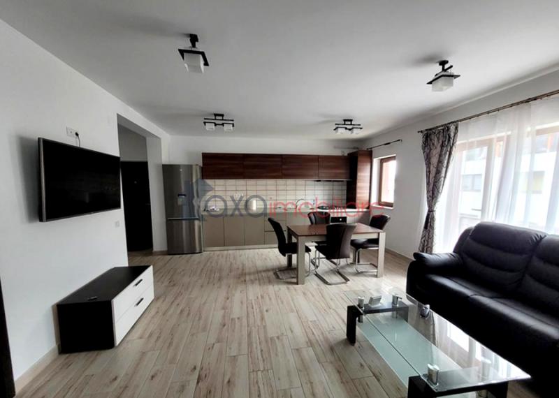 Apartament 3 camere de vanzare in Floresti